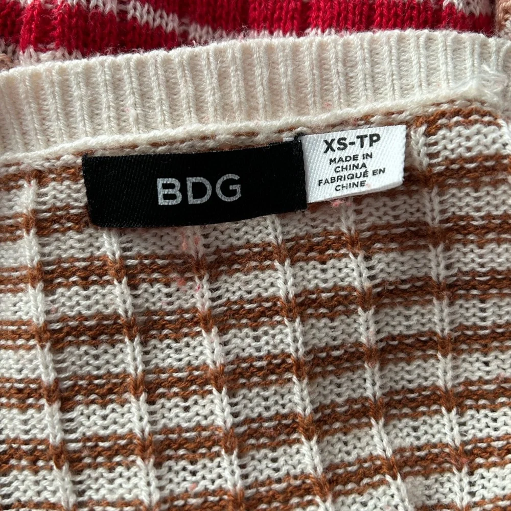 BDG Striped Red Beige Brown Oversized Lightweight Crewneck Sweater Size XS